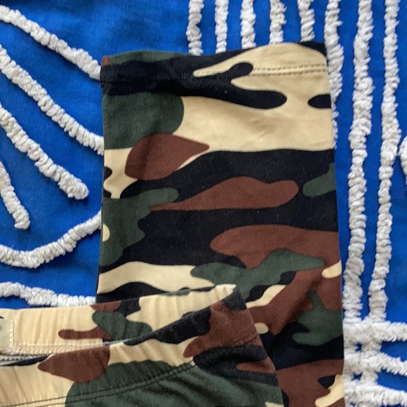 Retro Camo Patterned Y2K Leggings Alt Goth One Size Fits All - Picture 7 of 9